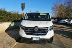 Foto-9_Renault-Trafic-9-posti-_codice-univoco-3.3.jpeg